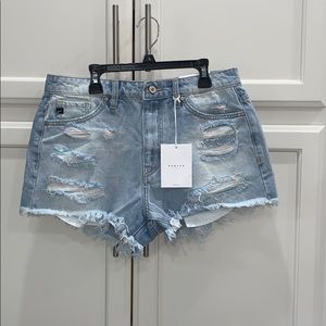 Brand new never worn denim shorts size L
